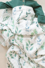 Load image into Gallery viewer, Organic Muslin Gauze Quilt - Sage