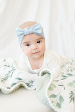 Load image into Gallery viewer, Organic Muslin Gauze Quilt - Sage