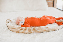 Load image into Gallery viewer, Baby Organic Knotted Gown + Top Knot Hat - Rust