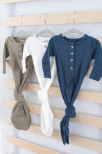 Load image into Gallery viewer, Baby Organic Knotted Gown + Top Knot Hat - Navy